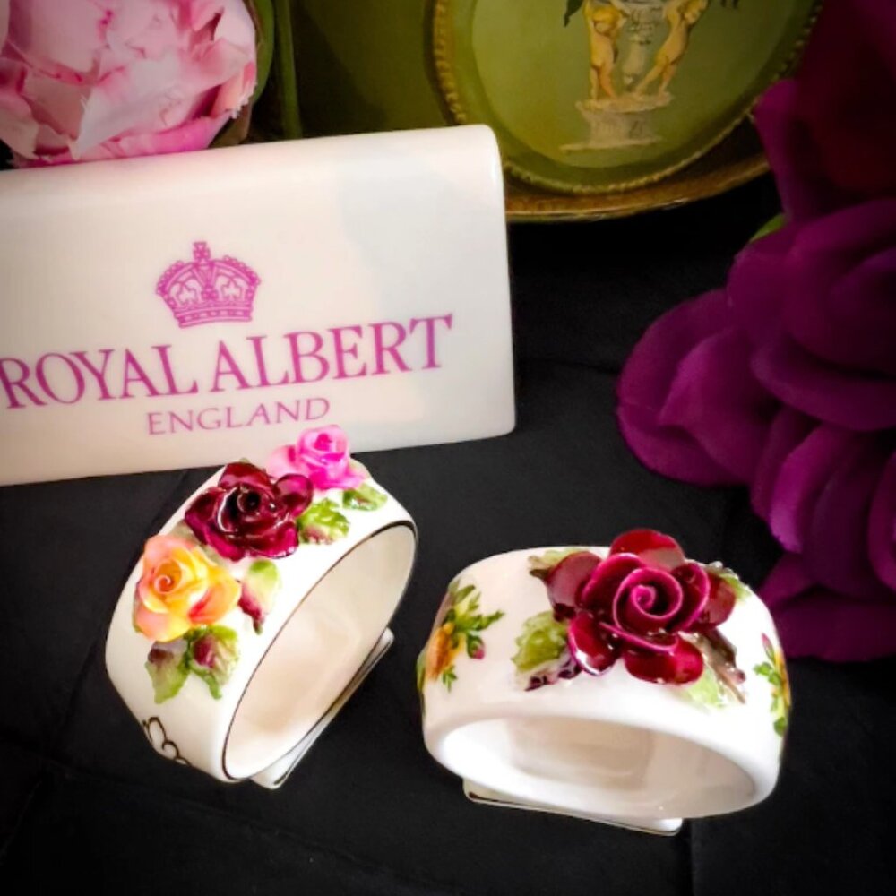 RARE VINTAGE ROYAL ALBERT OLD COUNTRY ROSE NAPKIN RING, SET OF 4
